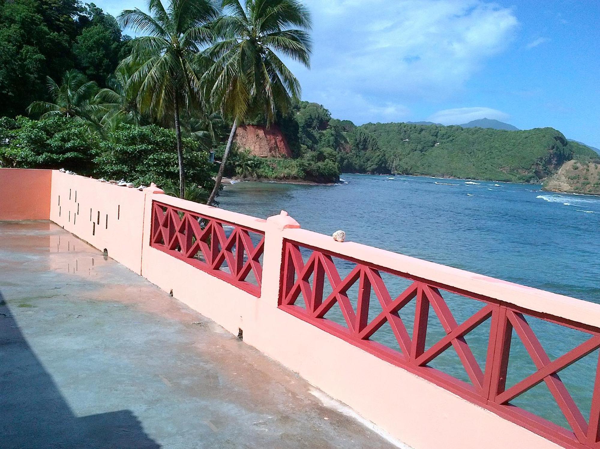 Veranda View Guesthouse Calibishie Ruang foto